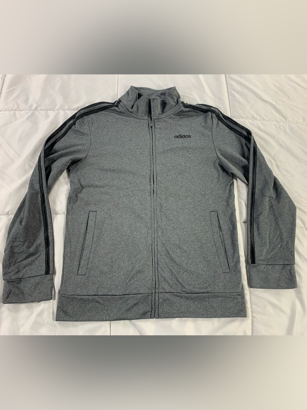 Pre loved ADIDAS sweater mens size L